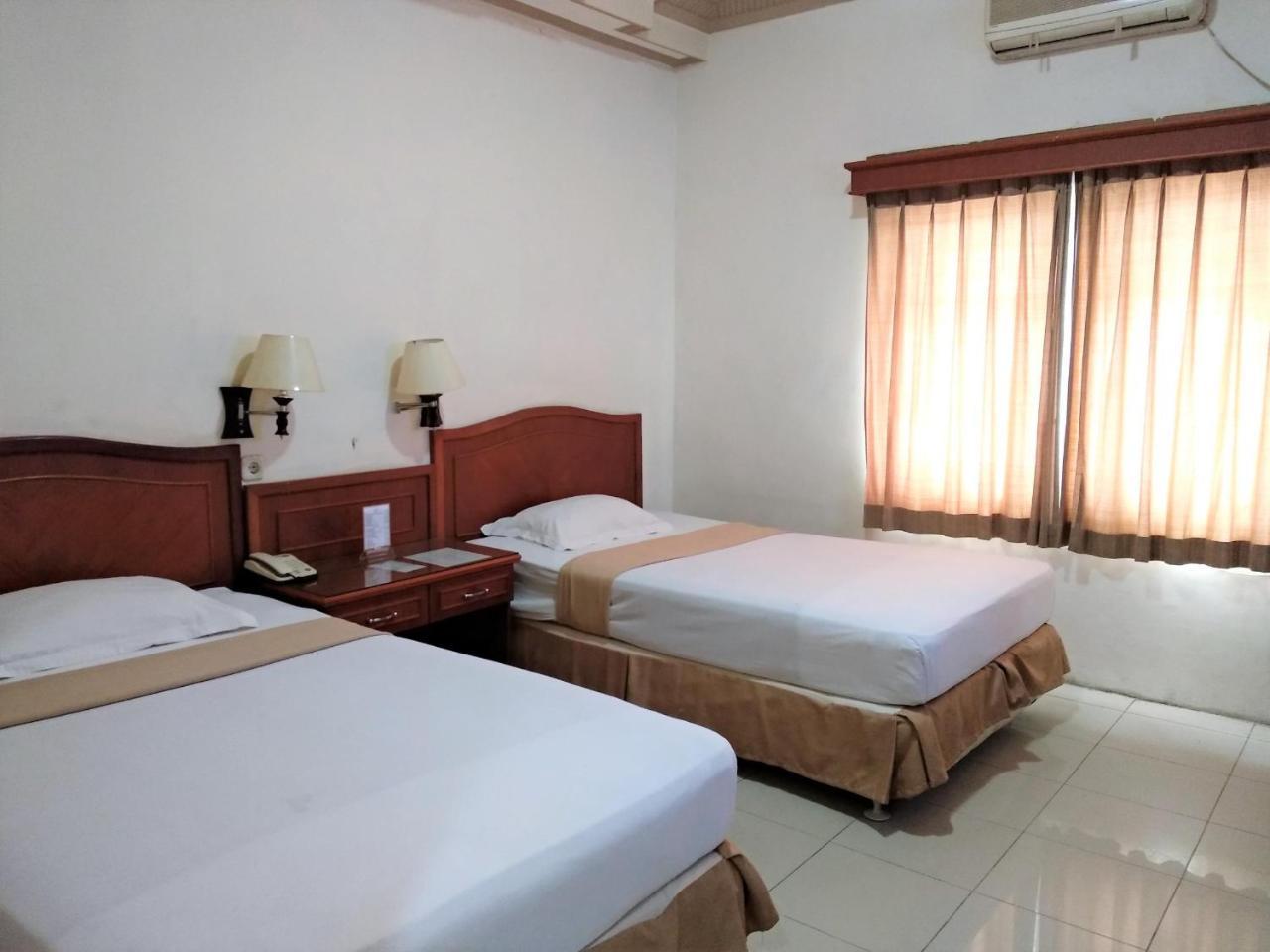 Hotel Batara Banjarmasin  Bagian luar foto